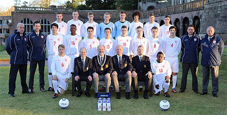 Photograph of The England Schoolboys' Under 18 Squad :: 2012-2013