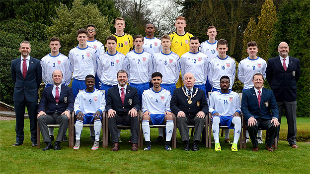 Photograph of The England Schoolboys' Under 18 Squad :: 2016-2017